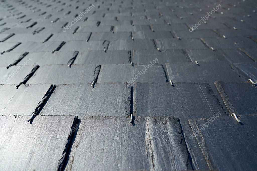 Toiture en ardoise naturelle