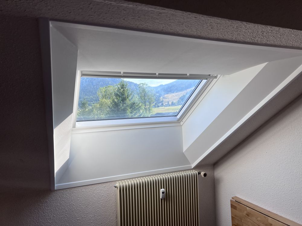 Habillage intérieur autour d'un Velux