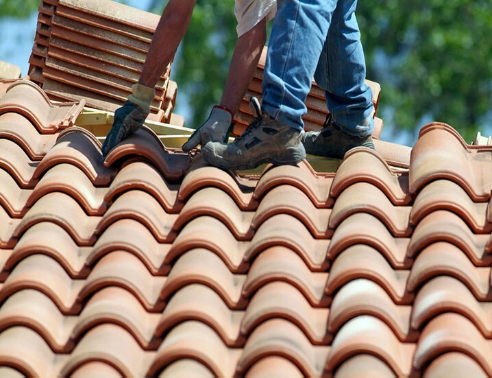 Rénovation de toiture en tuiles